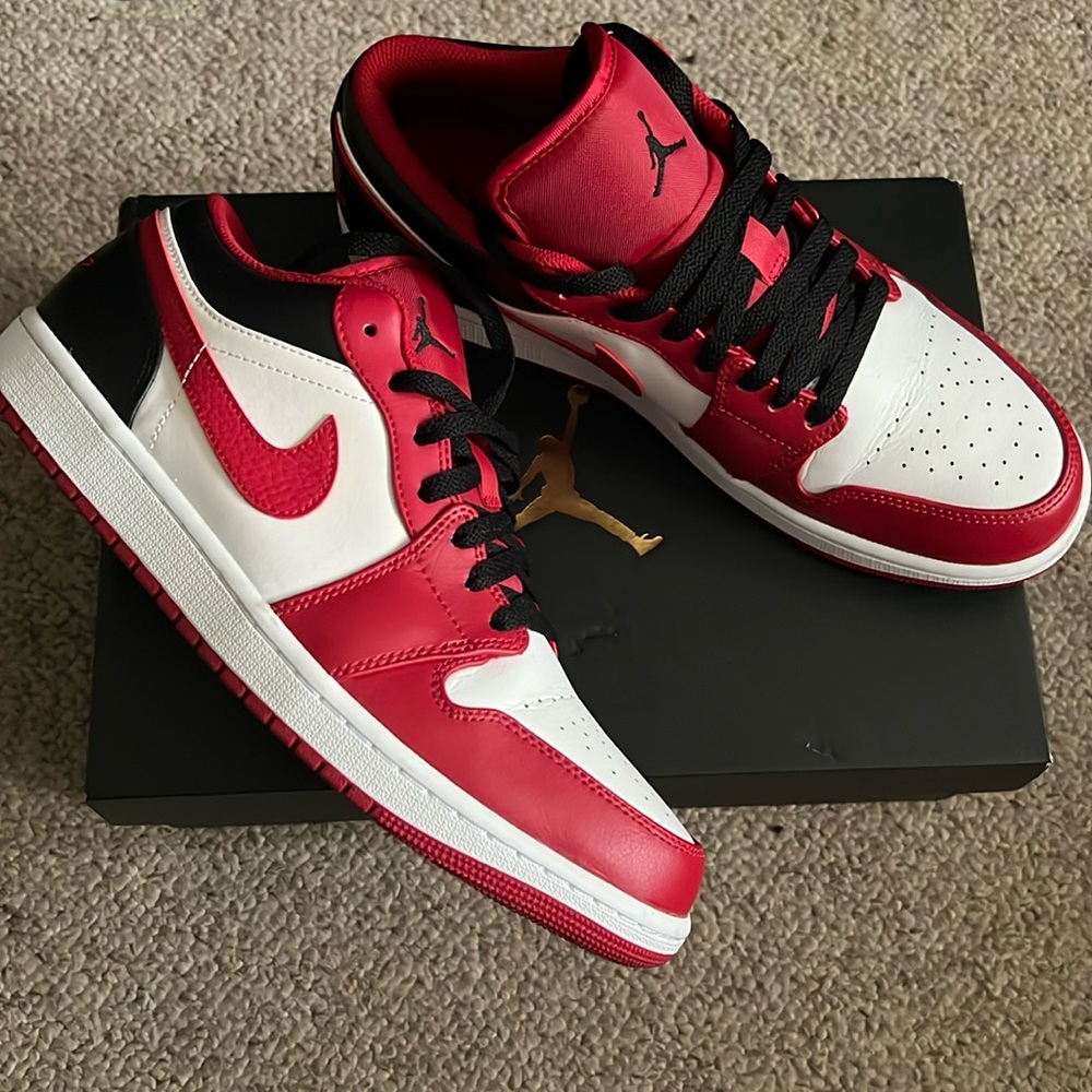 Air Jordan 1 Low